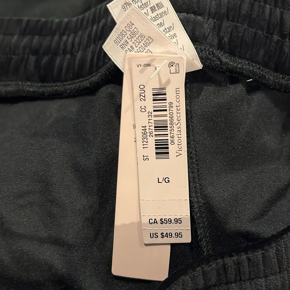 Black velour ribbed lounging set - Picture 3 of 4